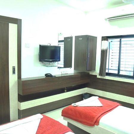 Hotel Excel Executive Амраваті Екстер'єр фото